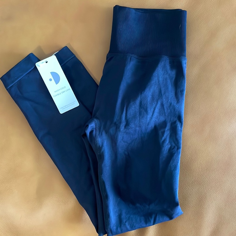 Fegari black scrunch leggings